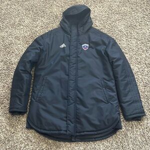 Adidas Stadium Parka L East Valley FC black heavy coat with hood polyester